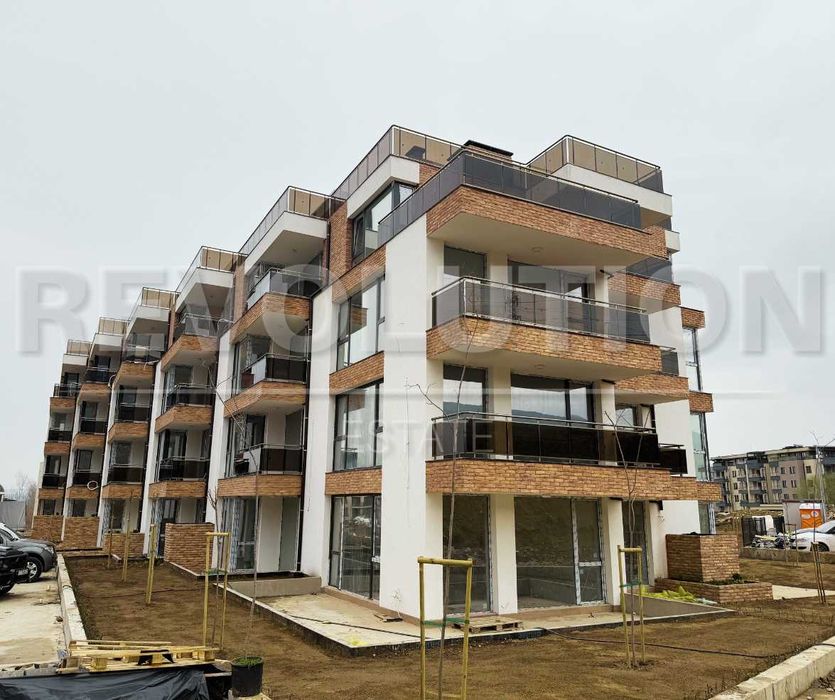 Продава се Тристаен апартамент в София, Витоша - 120 кв.м за 1248 €/кв.м - Снимка #1