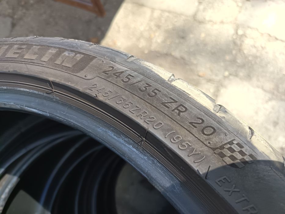 Anvelope vara 245 35 20 Michelin 2020.5mm