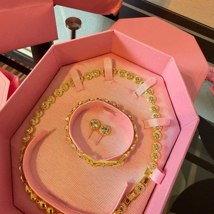 Set Swarovski Angelic Femeie Ariana Grande//Premium