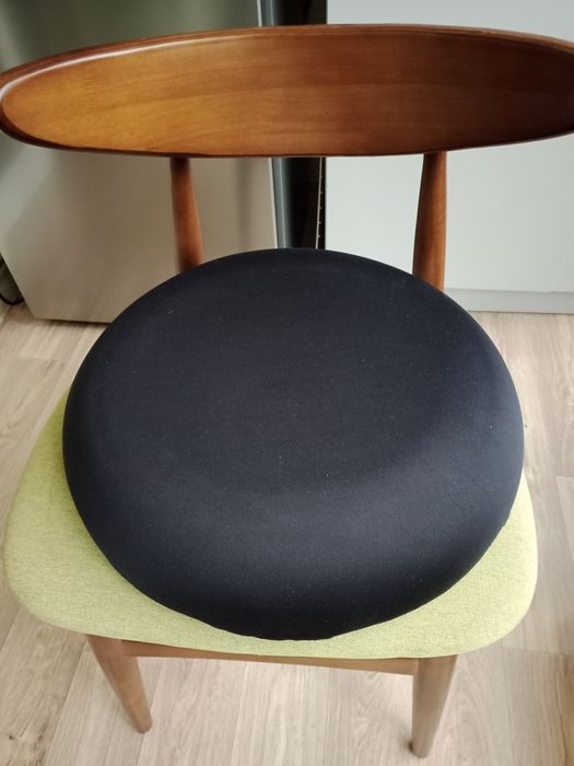 Продам ортопедическую подушку для сидения из полиуретана