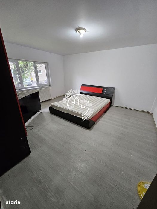 Apartament 3 camere | zona Micro 16 | Parter | Decomandat