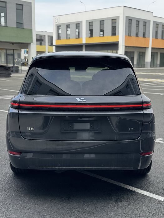 Lixiang Li9 ultra 2025