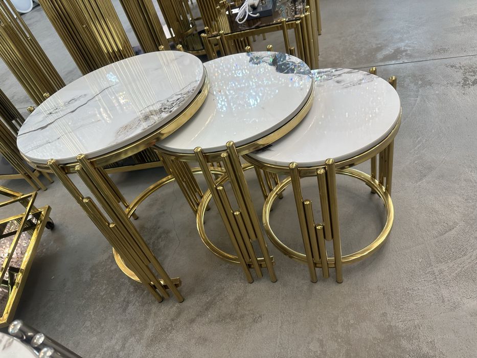 Стол кухонный  шикарный