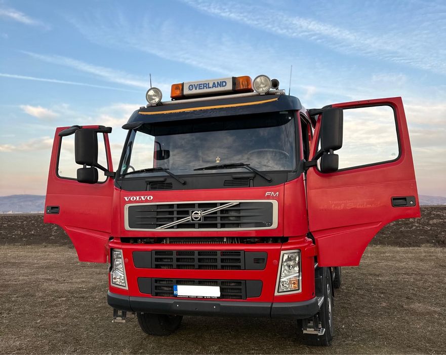 Cap tractor Volvo FM440 4X4