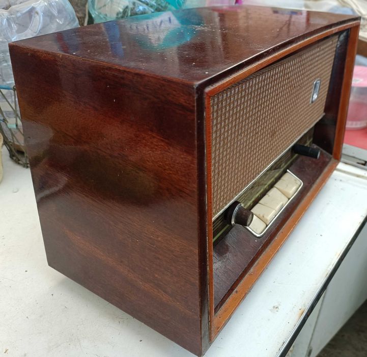 Radio vechi de colectie Carmen 3