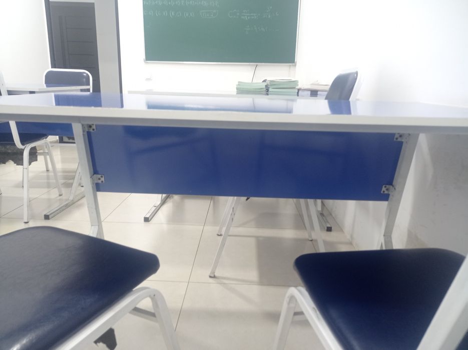 Sifatli partalar va stullar