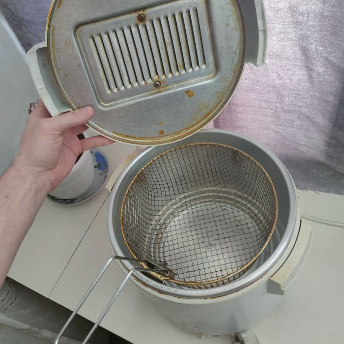 Фритюрница бытовая