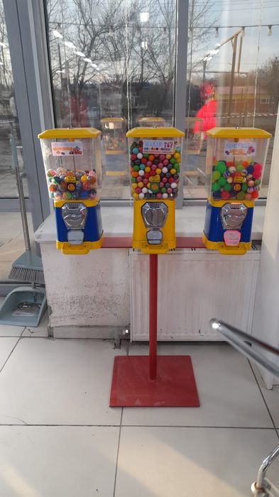 Апарат жвачка вендинговый