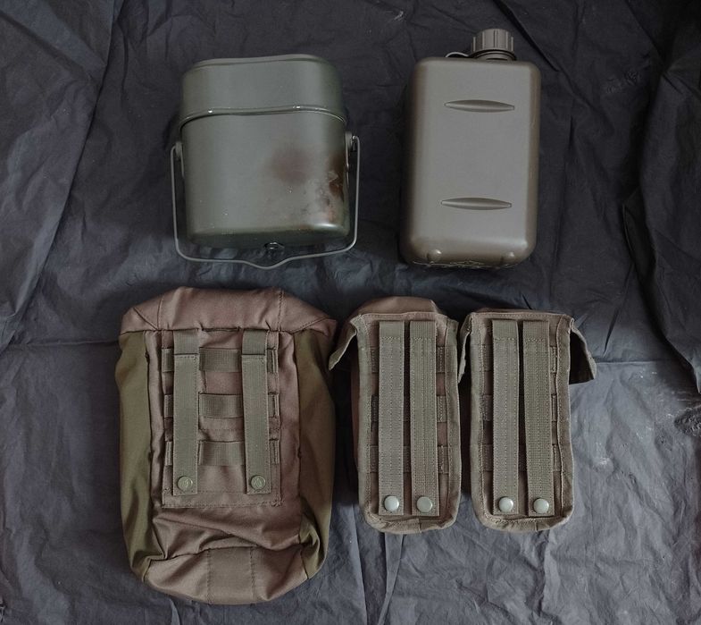 Модулни джобове, столови комплект, голяма манерка.