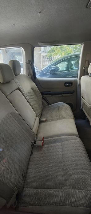 Nissan x-trail 2003 джип
