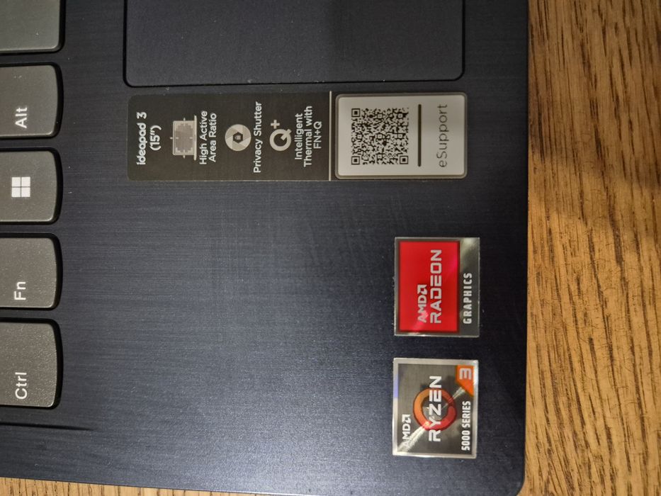 Лаптоп Lenovo ideapad 3