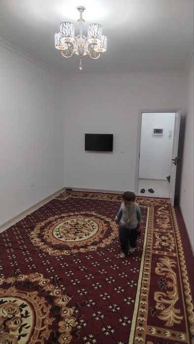 Sergili Sokin makon yol yuzida Navastryoka 1xona 4etaj lifti bor