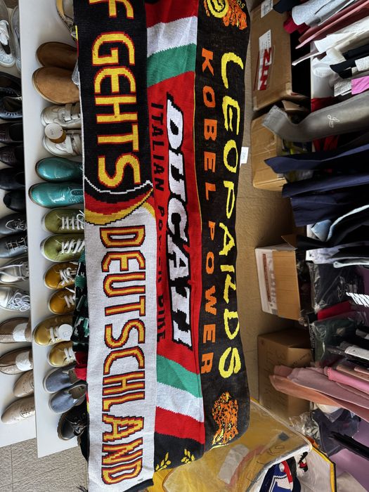 Футболни шалове