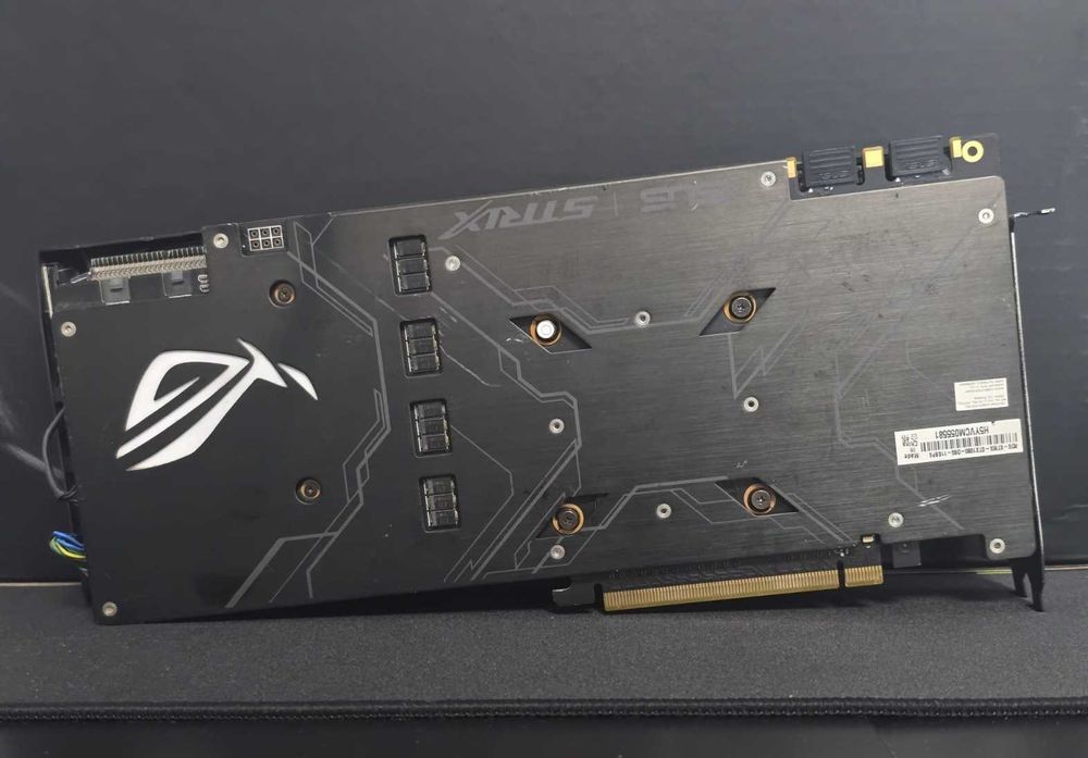 Placă Video ASUS GeForce GTX 1080 ROG STRIX GAMING 8GB DDR5X 256-bit