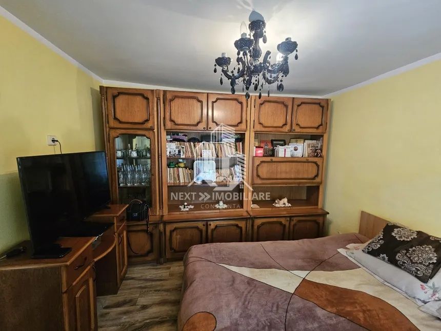 Casa de vanzare 90mp Cobadin  35km Constanta