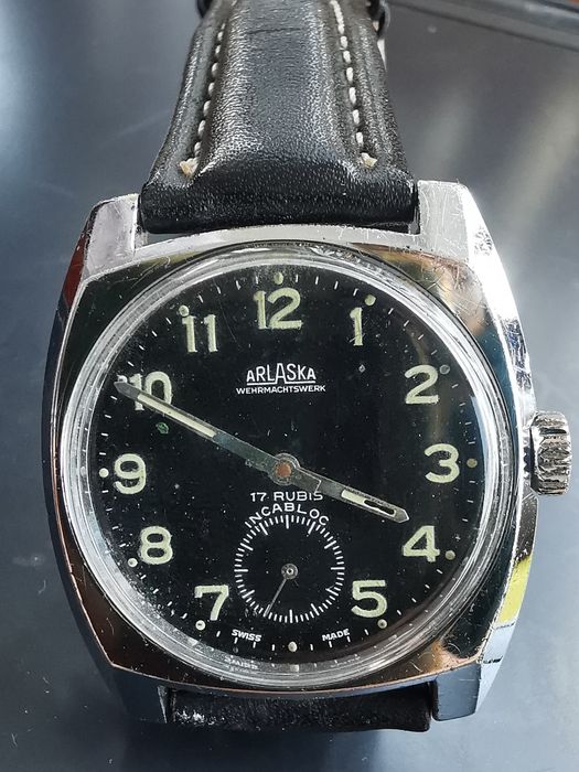 Ceas Alaska Mecanic 36 mm Funcționează excelent!