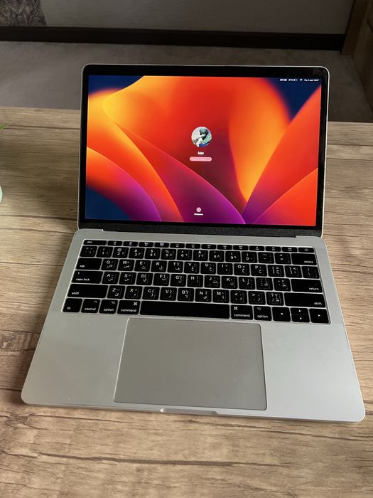 MacBook Pro 13” 2017 | i5 | 8GB RAM | Ventura | ishlashi yaxshi