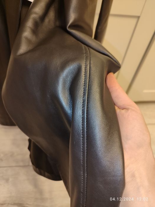 Продам кожаный плащ