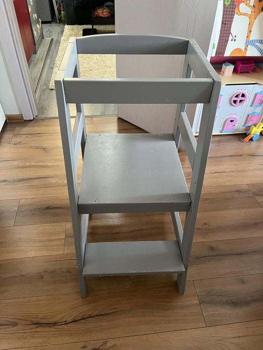 Монтесори кула сива