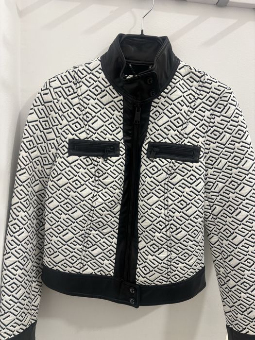 Дамско яке Guess “S” , “M”