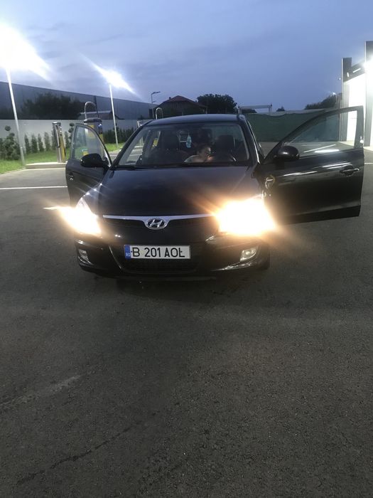 Vând sau schimb Hyunday i 30