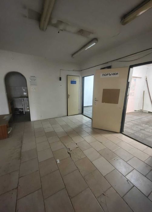 Продава се Промишлена сграда в Разград, Орел - 153 кв.м за 644 €/кв.м - Снимка #3