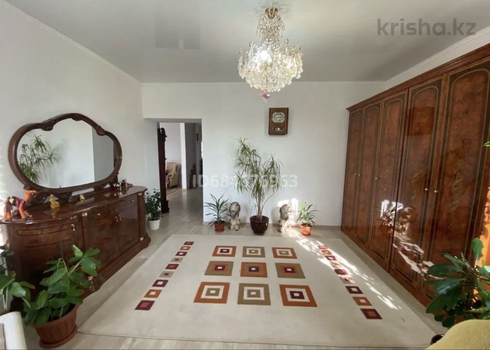 Продам консоль и шкаф