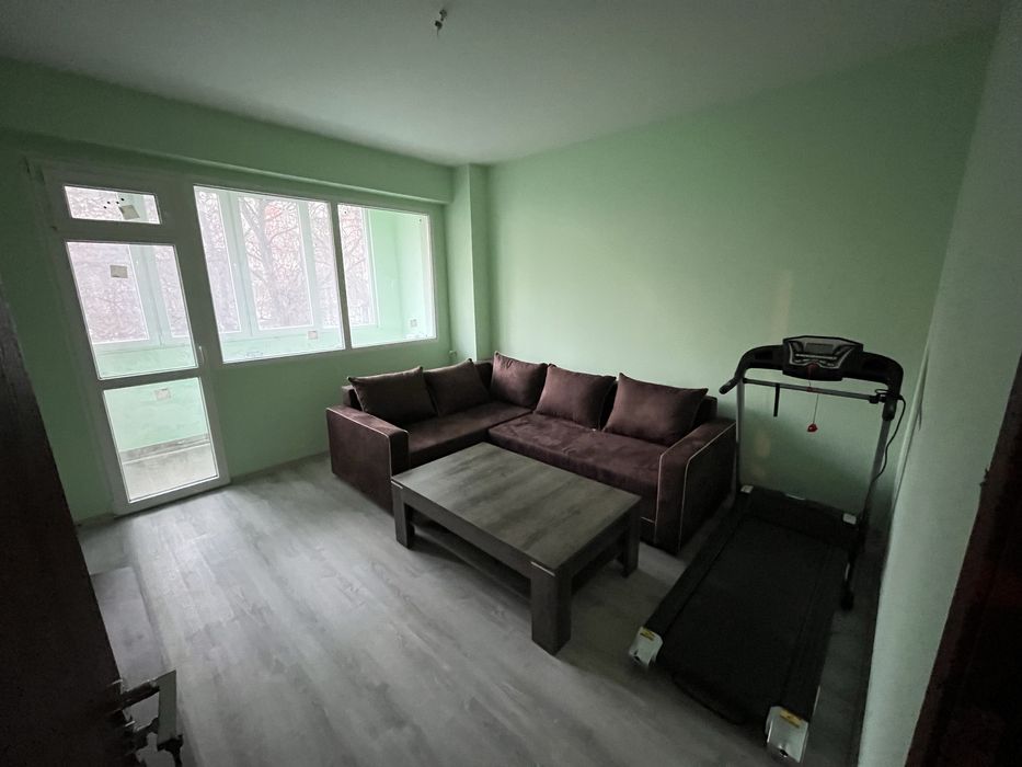 Нов диван и нова маса неизползвани комплект