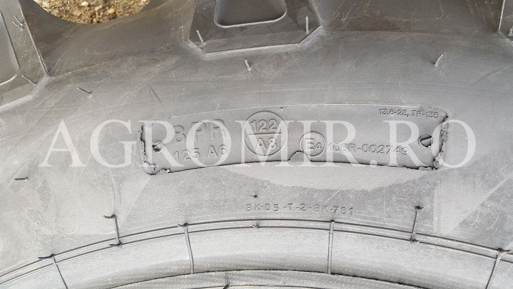 Cauciucuri noi 13.6-28 BKT 8 pliuri anvelope pentru tractor