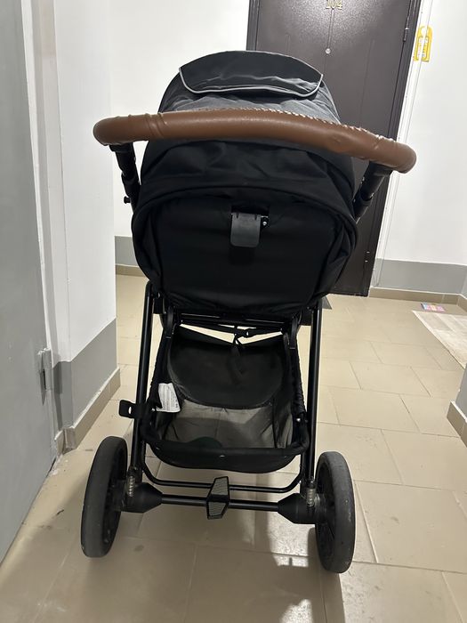 Продам коляску 2 в 1 от бренда Tomix