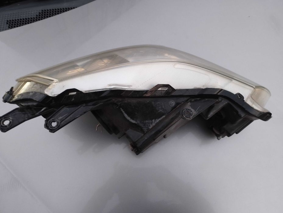 Фар, ляв за Suzuki SX4 и  Фиат Седичи, запазен