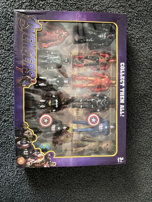 Продам коллекцию фигурок Marvel Игрушек Человек-паук