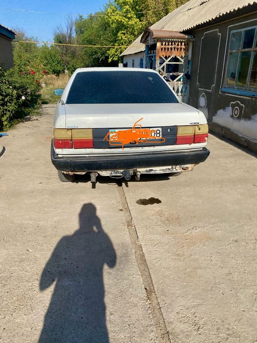 Audi 100 сатылады