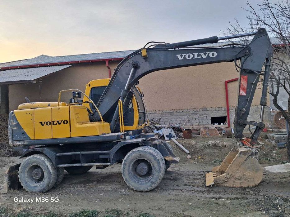 Продаётся эксковатор Volvo 130