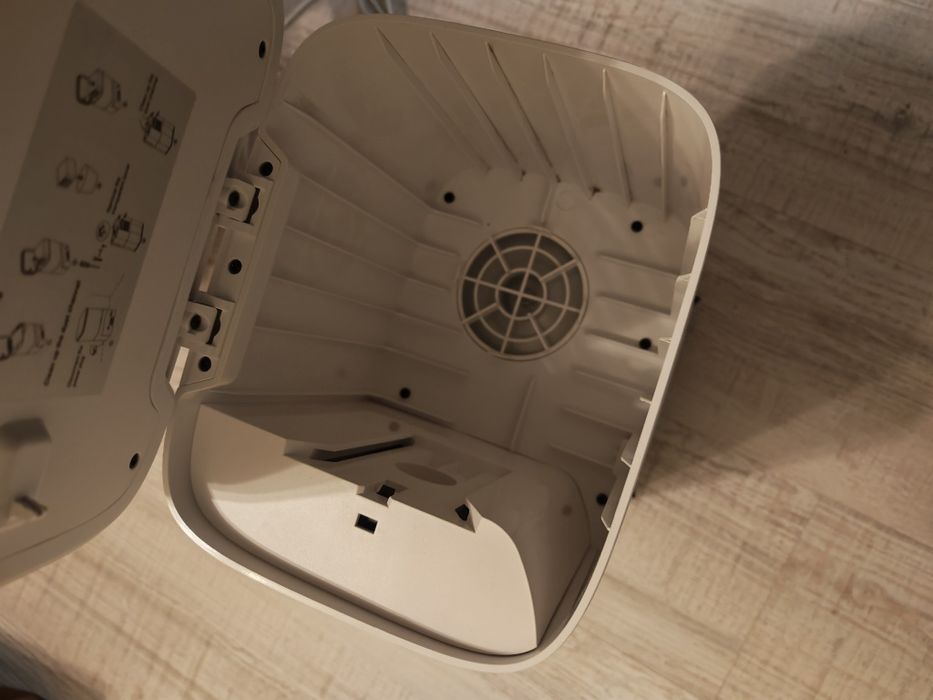 Aspirator Robot Ezviz RE4 Plus impecabil