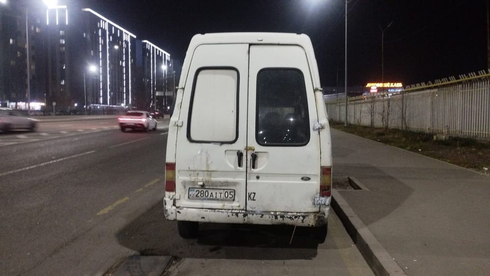 Срочно продается форд транзит