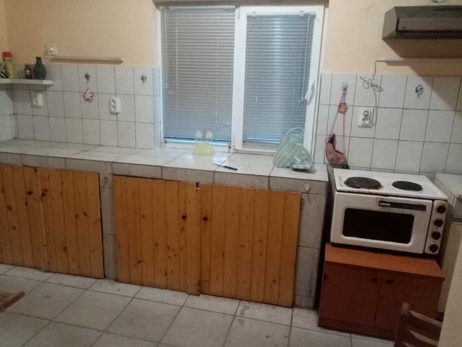 Продава се Къща в с. Кръстевич, Област Пловдив - 740 кв.м за 36 €/кв.м - Снимка #8