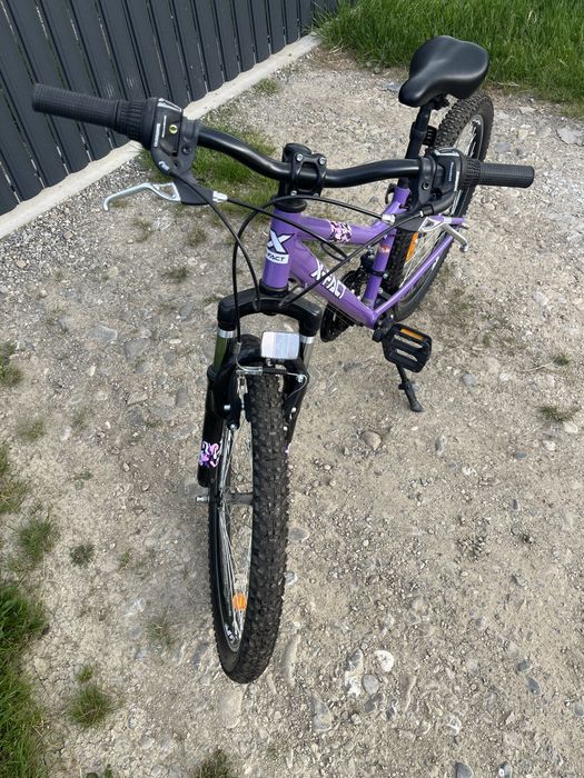 Vând bicicletă.