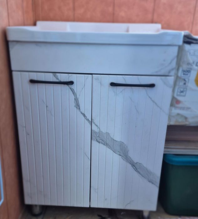 Тумба с раковинои