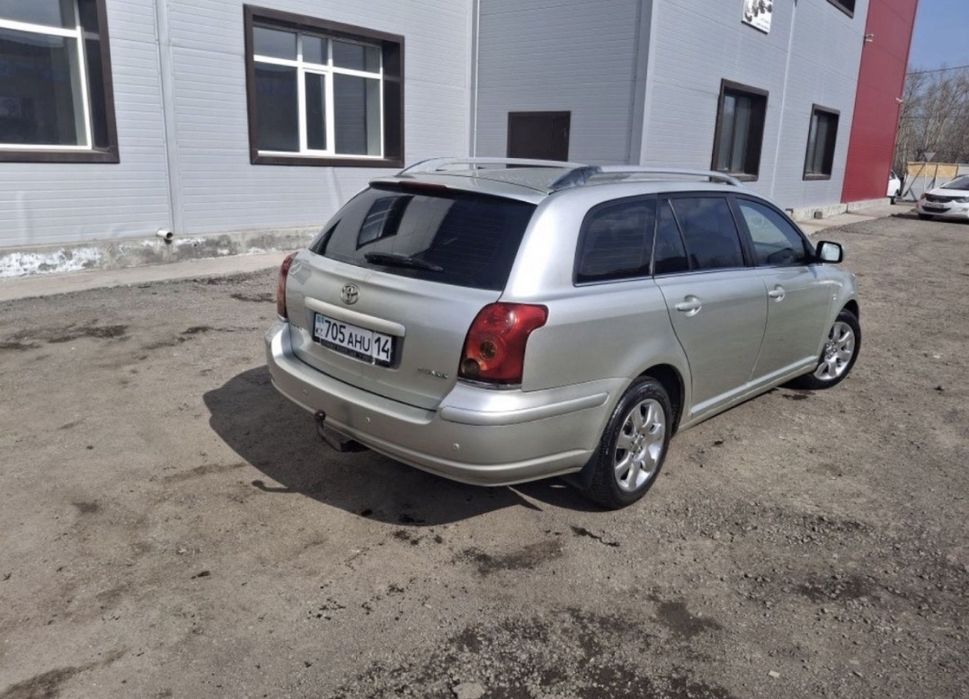 Тойота Авенсис 05г. универсал