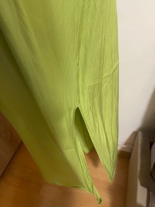 Rochie decoltată