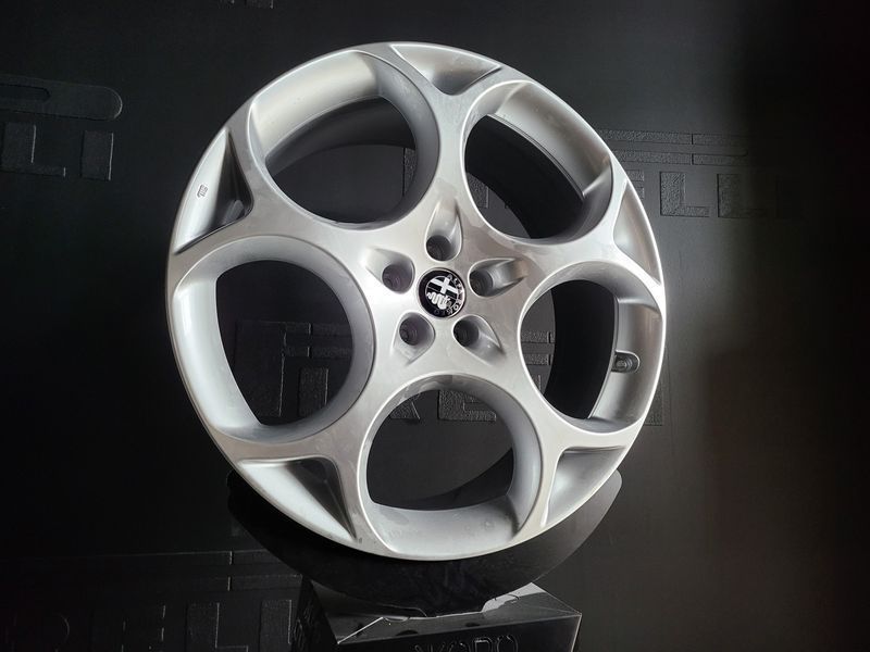 21цола Alfa Romeo Stelvio 4бр Оригинални 5x110