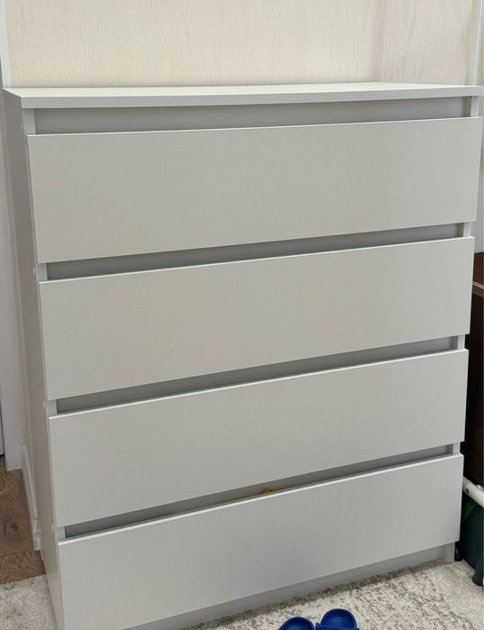 Продам белый комод