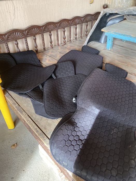 Продам чехлы (джентра)