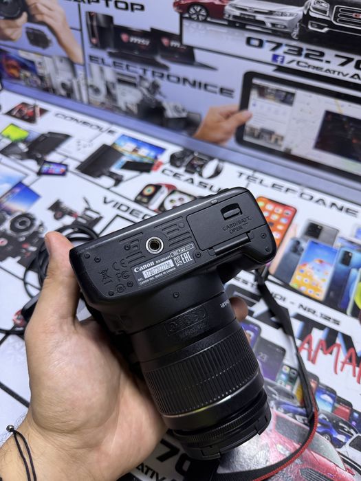 Canon EOS 100D + Obiectiv EFS 18-55mm / CreativAmanet