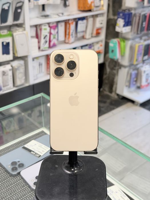 Apple iPhone 16 Pro 256GB Desert