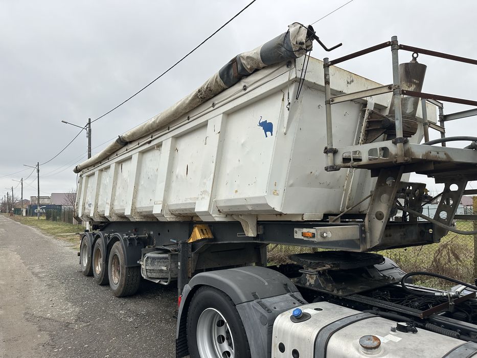 Semiremorca basculabila Schmitz Gotha