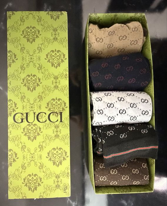 Чорапи gucci.