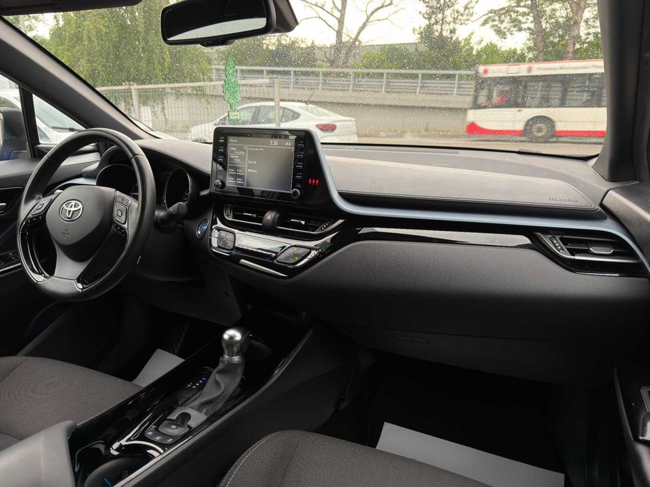 Toyota C-HR Trend Edition / 2.0 Benzina + Hybrid / RATE / TVA DEDUCTIBIL / GARANTIE /