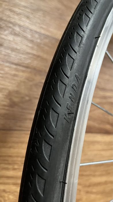 Продам колесо для фикса